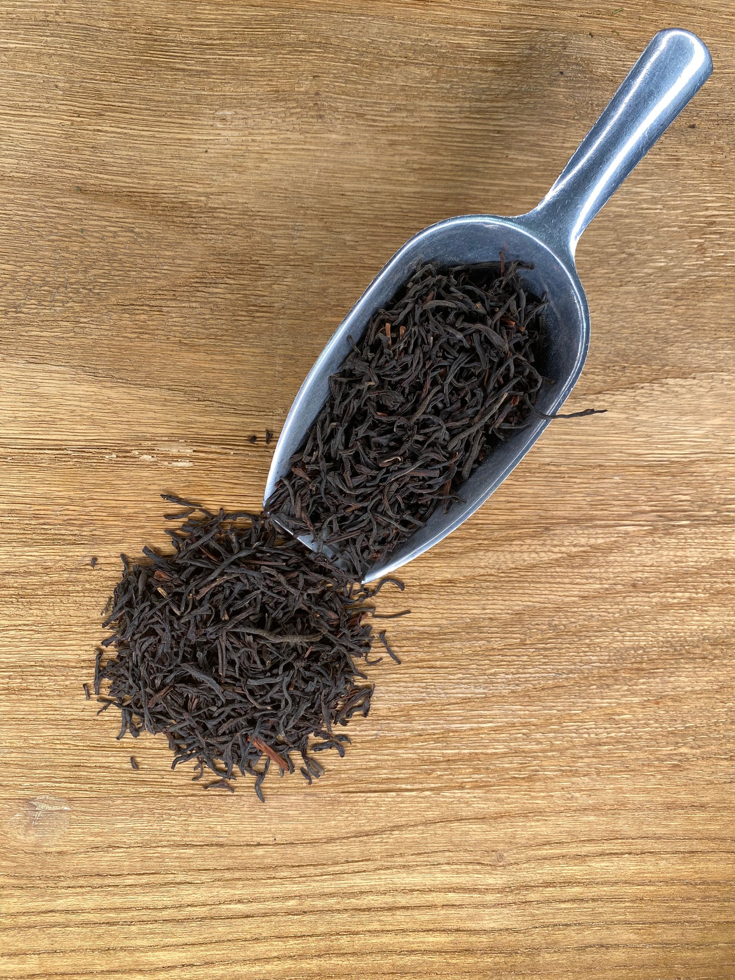 Pelle à thé noir rukeri rwanda
